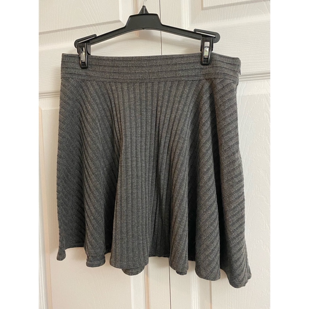 A&F skater skirt